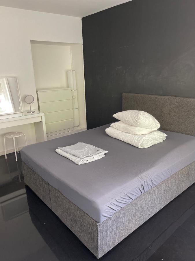 Big Room Zurich Center Экстерьер фото